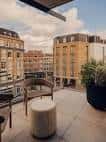 Terraza privada con vistas a los edificios de Londres