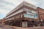 Fachada principal de Parkhead House en Devonshire Works