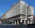 Fachada exterior moderna de la Guildhall Library en Londres