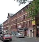 Vista exterior de Alpha Works en Carver Street, Sheffield