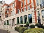 Fachada principal del edificio de The Institution of Engineering and Technology en Londres
