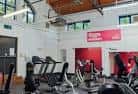 Interior del gimnasio femenino en el Zest Centre con equipamiento deportivo