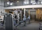 Área de entrenamiento con máquinas en el interior del Zest Centre
