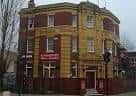 Vista exterior del edificio de la pub Rutland Arms en Sheffield