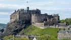Plano general del castillo mostrando su ubicación estratégica en la colina