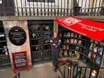 Fachada exterior de The Loxley pub en Nottingham con letrero visible