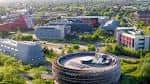 Vista aérea del University of Nottingham Innovation Park con edificios modernos y zonas verdes