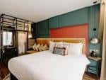 Habitación estándar con cama doble y diseño contemporáneo