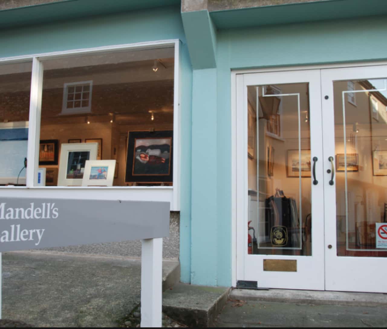 Mandell's Gallery