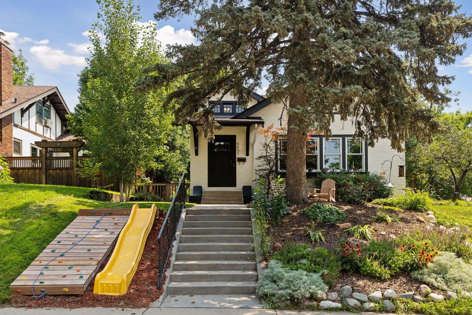 4500 Garfield Ave