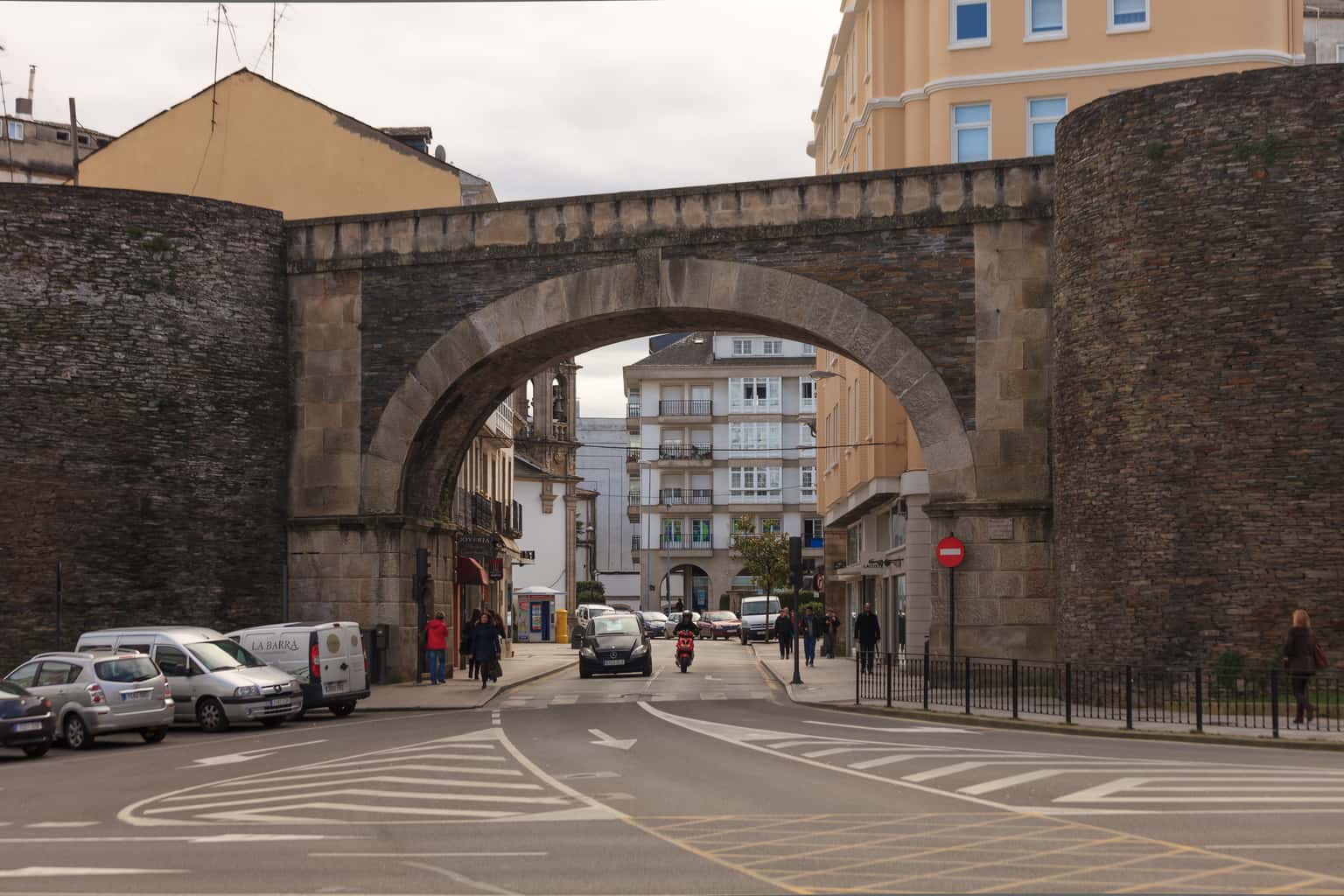 Porta San Fernando