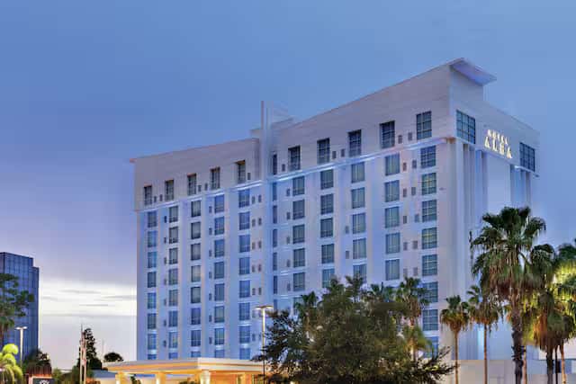 Hotel Alba Tampa, Tapestry Collection by Hilton