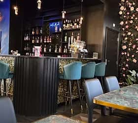 Le Viet Sessions: Thursday Open Mic