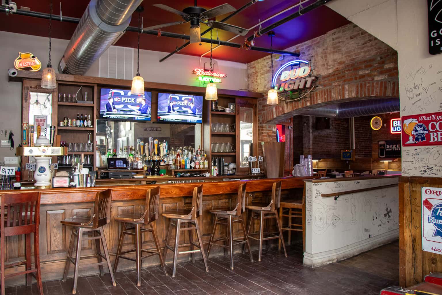 Blackthorn Pub and Pizza