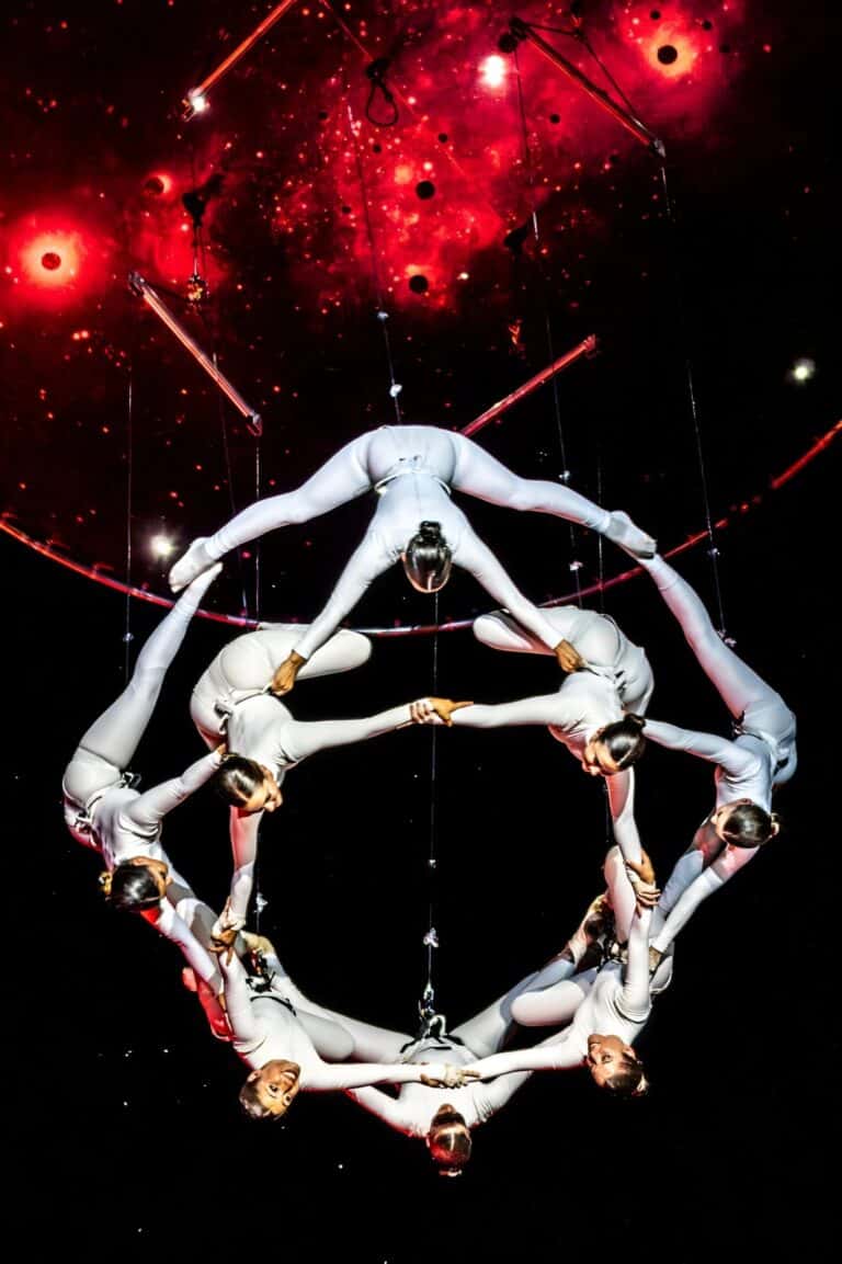 Aria - Zenit Aerial Ballet