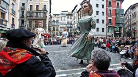 Gigantes en el Casco Viejo de Pamplona