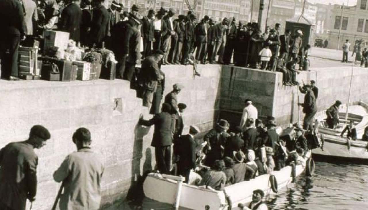 Presentación do libro 'Da aldea ao transatlántico: A viaxe silenciosa da emigración galega (1880-1930)'