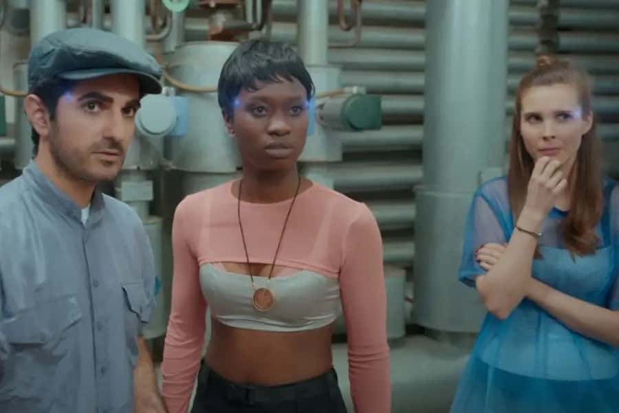 Proyección de la película Hyperland