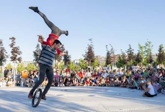 Instants. Ciclo A Pie de Calle