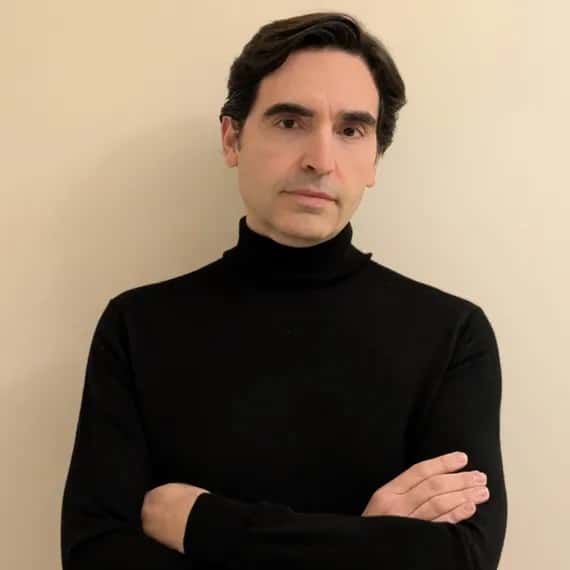 Encuentro con Diego Vaya sobre 'Al final de las voces'
