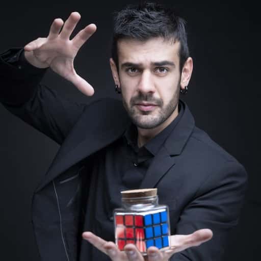 Espectáculo de magia y humor con Jon Ander