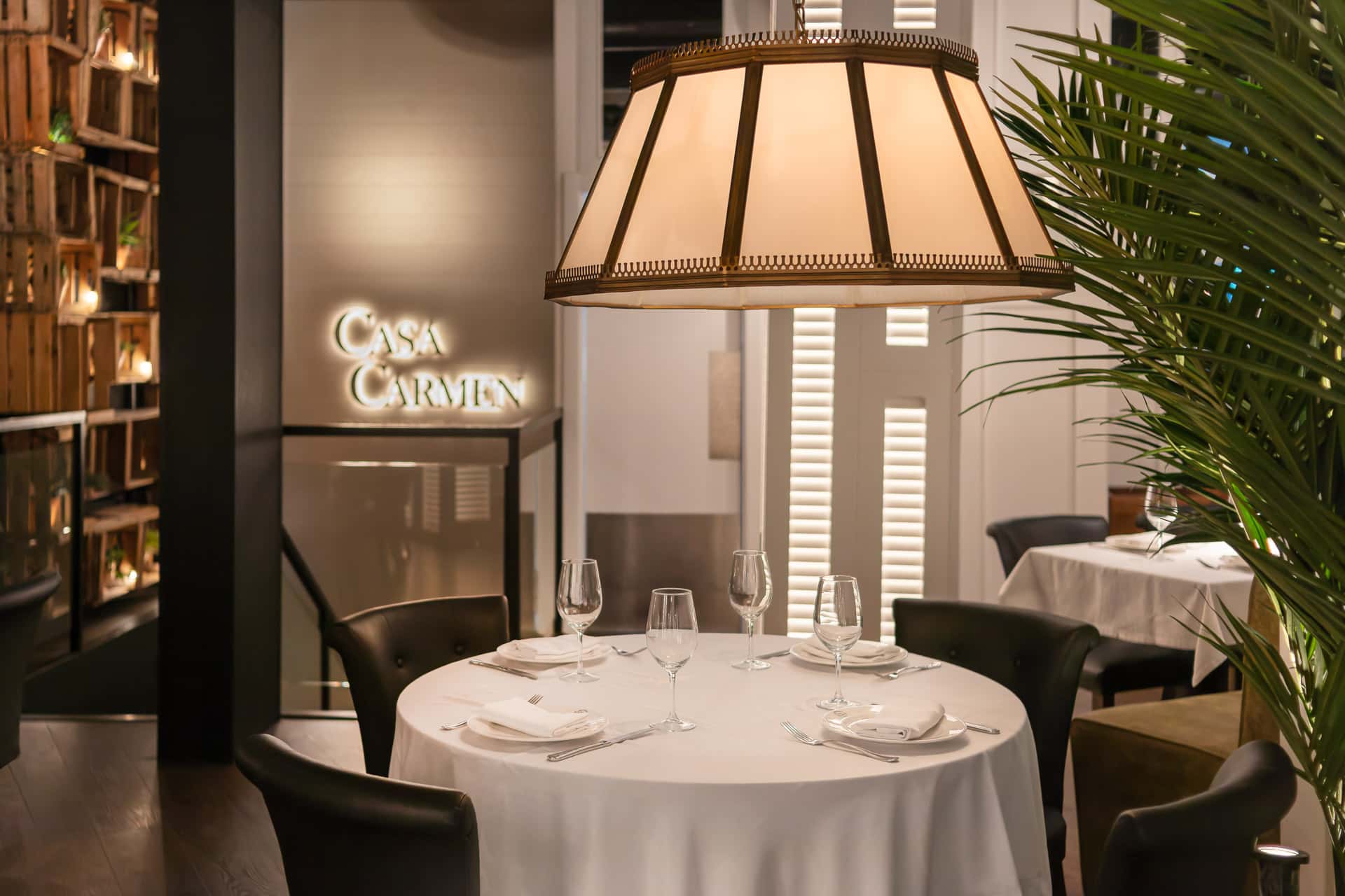Casa Carmen Paseo del Mar: comer junto al puerto