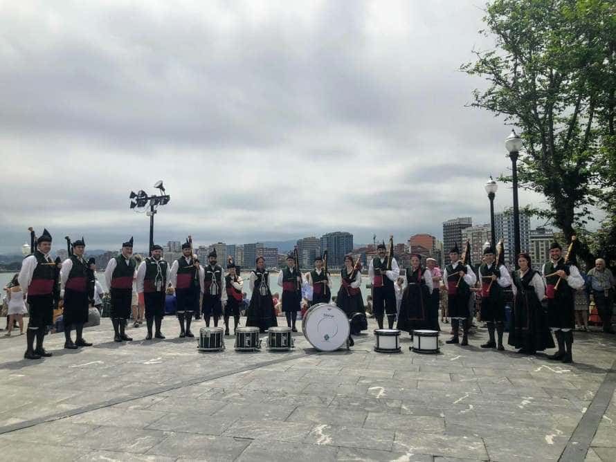 Actuación de la Banda de Gaitas Noega en la Fiesta de la Música 2026