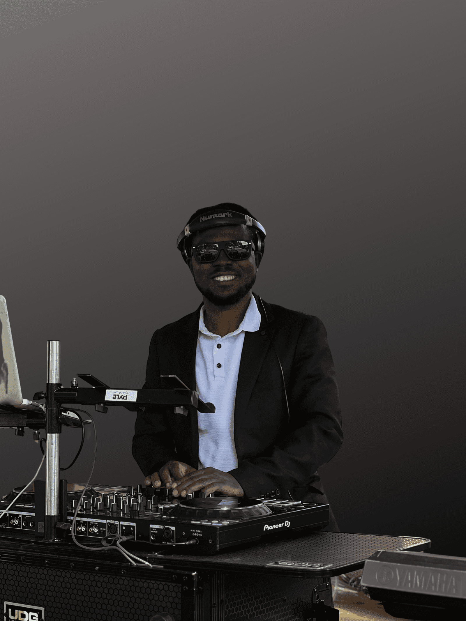 Sesión de DJ Kax en Fiestas de Erripagaña