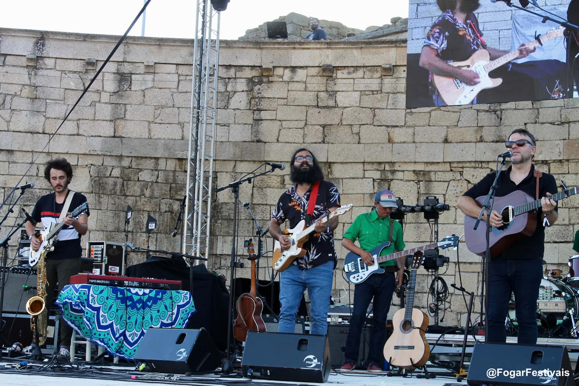 OurenRock, Weird Noise y Pao de Limoeiro en Sala Moon