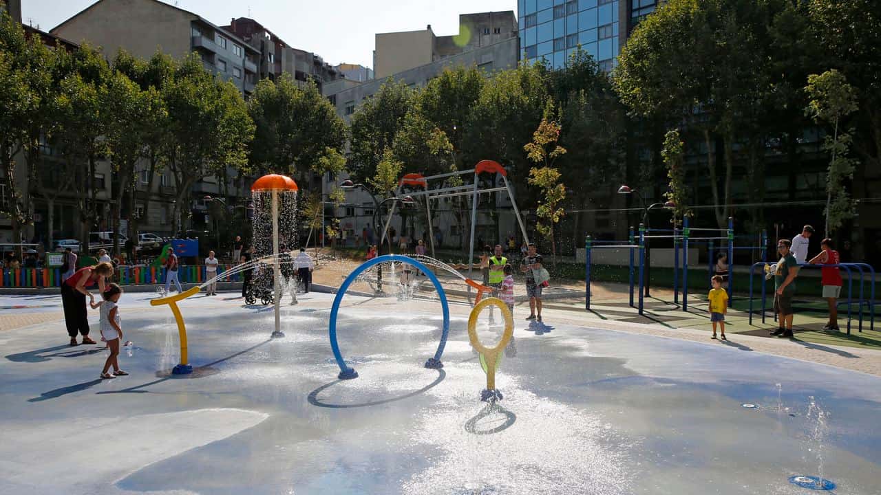 Juegos de agua y parques infantiles en Ourense