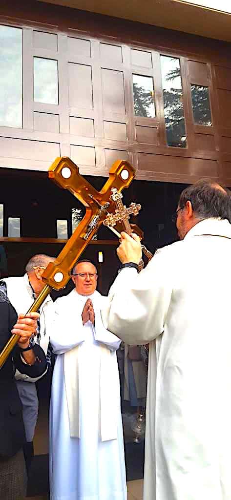 Visita del Ángel de Aralar al Ayuntamiento de Pamplona