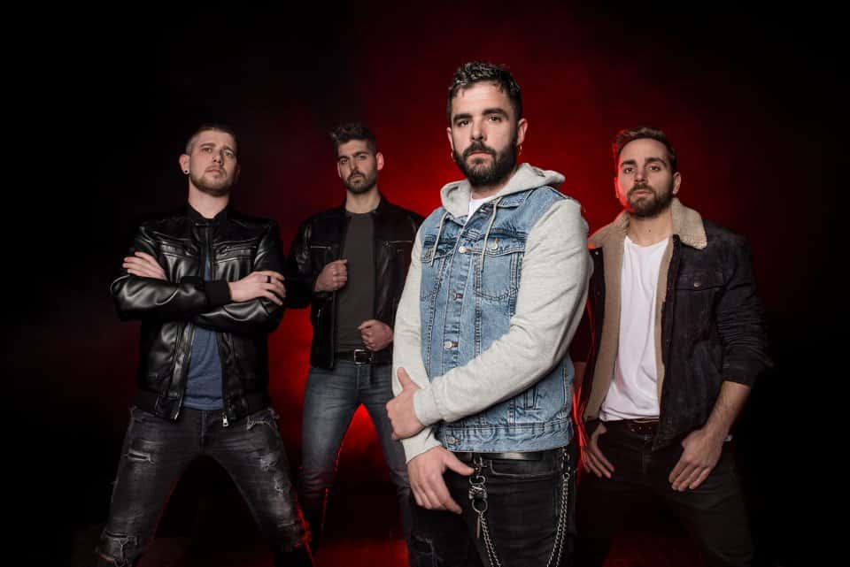 Cobardes - Gira Razones y contradicciones