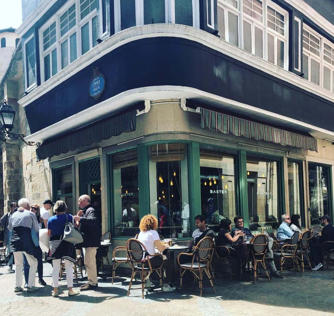 Baster: cocina de barrio y tortillas al momento en Bilbao