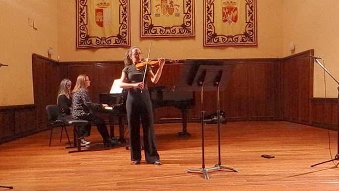 Concierto benéfico del Sepulcro a favor de la AESNI