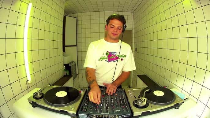 Roots [EXTENDED] with JUAAN, Maya B, Zarco, Avo & Luska