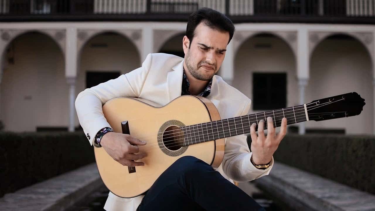 Guitarra desnuda - José Fermín Fernández
