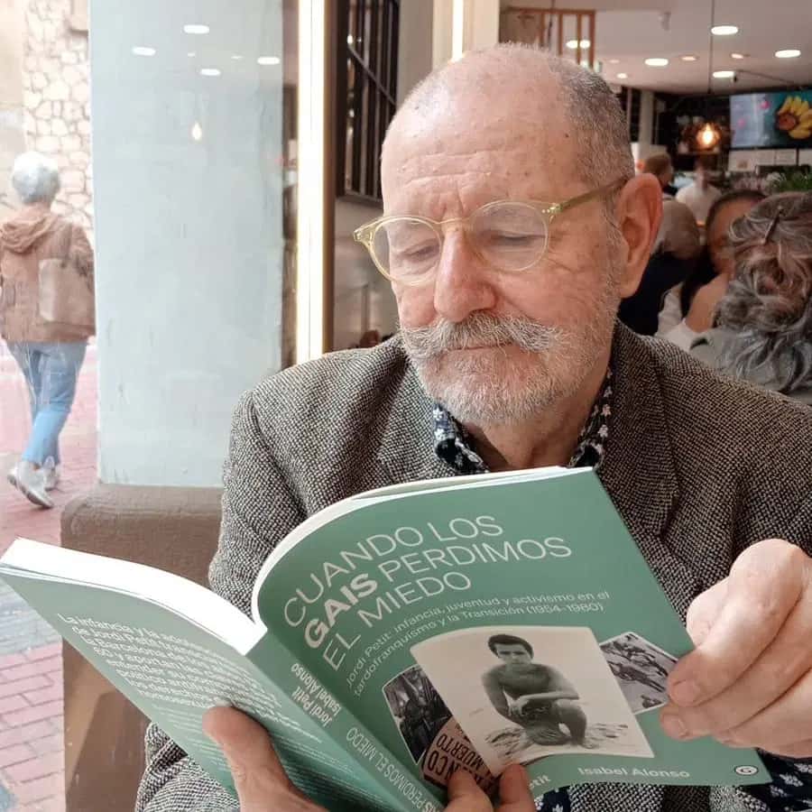 Tertulia literaria con Jordi Petit e Isabel Alonso