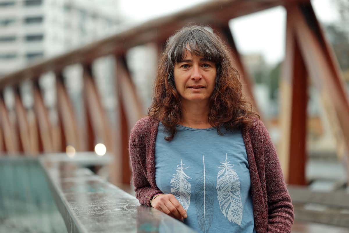 Más allá de las etiquetas: conceptos, realidades y debates sobre la prostitución