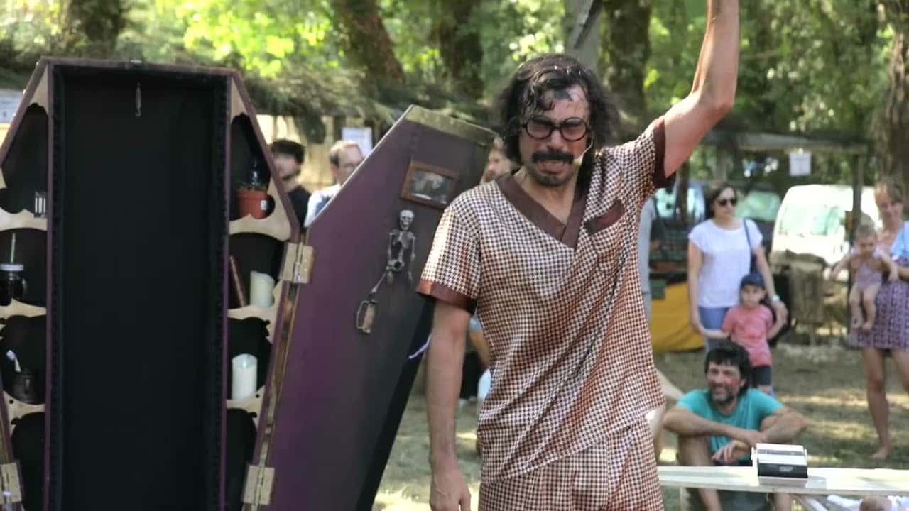 Cascarillarte: 'Abracadaver' de Assircópatas