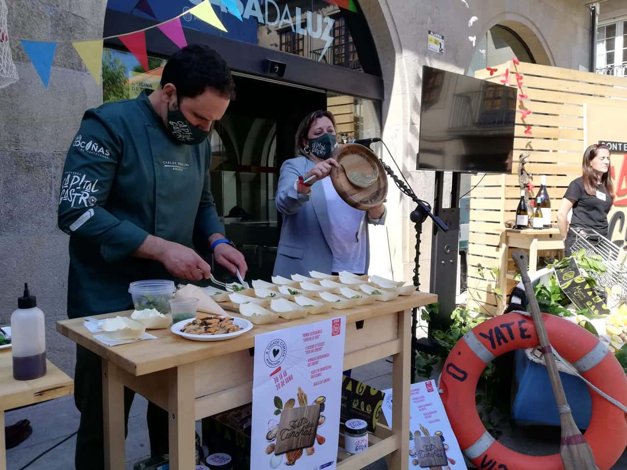 Cociña con produto local e de tempada