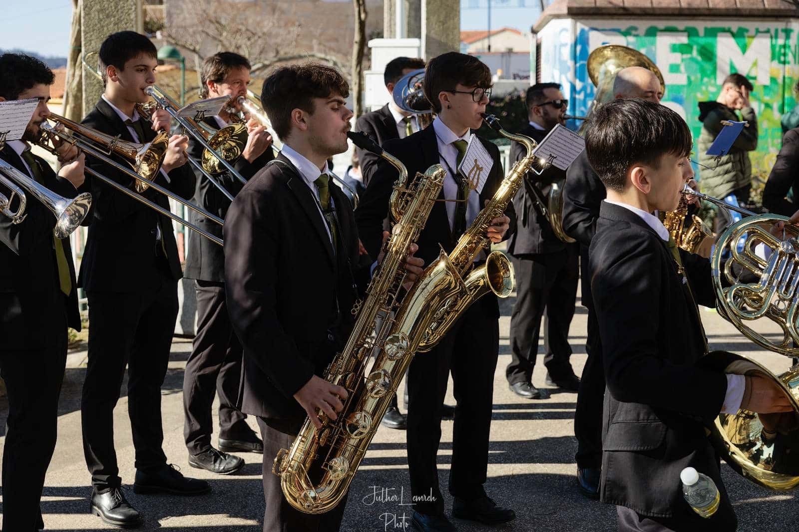 VIGO, UN MAR DE BANDAS: ATENEO MUSICAL DE BEMBRIVE