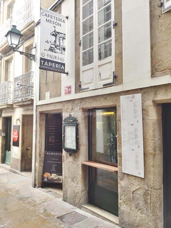 Mesón O Piorno: Sabor Gallego en el Corazón de Santiago