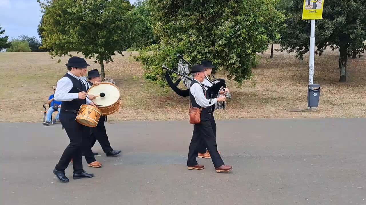Actuación de la A.C. Folclórica Folerpas