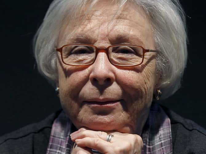La Academia rinde homenaje a Josefina Molina