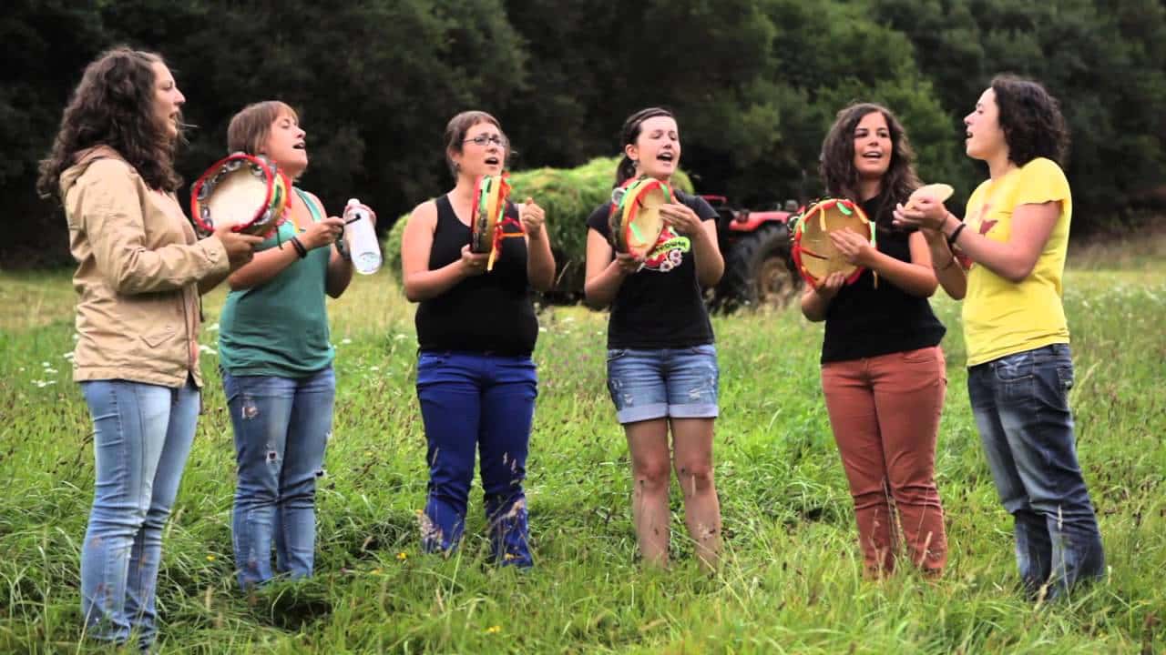 Concierto de Pandereteiras de Bouba