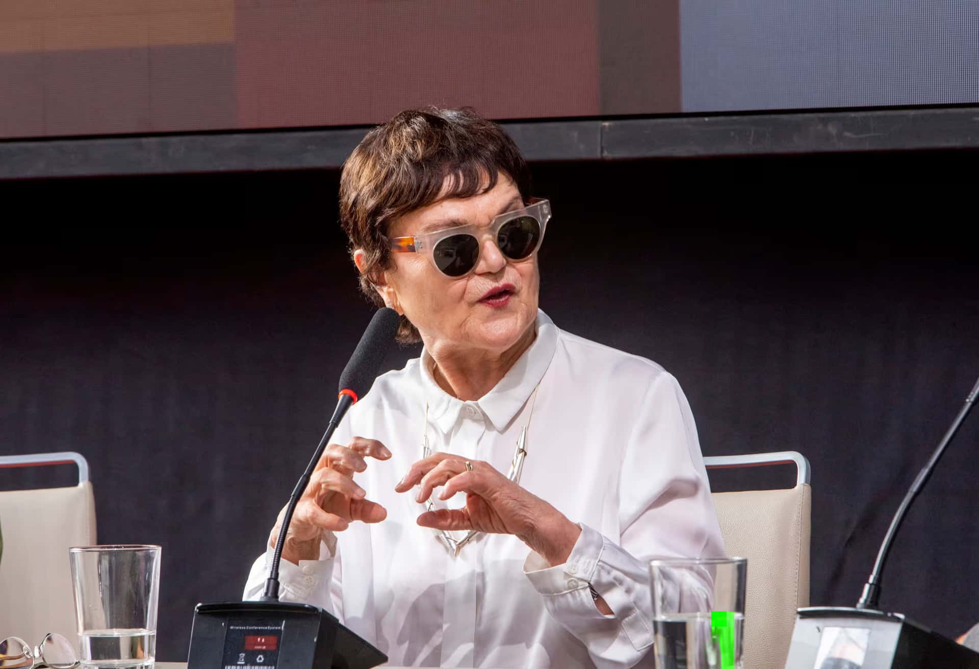 Charla de Margarita Ledo sobre el 25 de abril