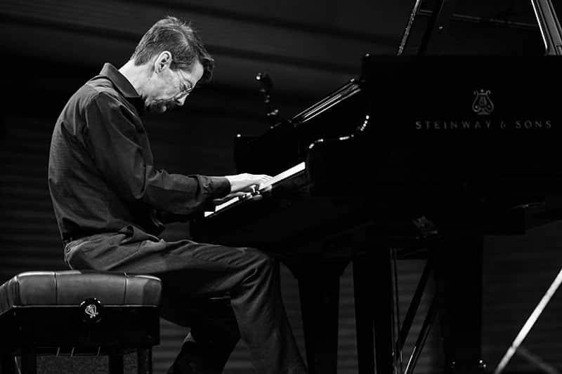 Fred Hersch: Silent, Listening
