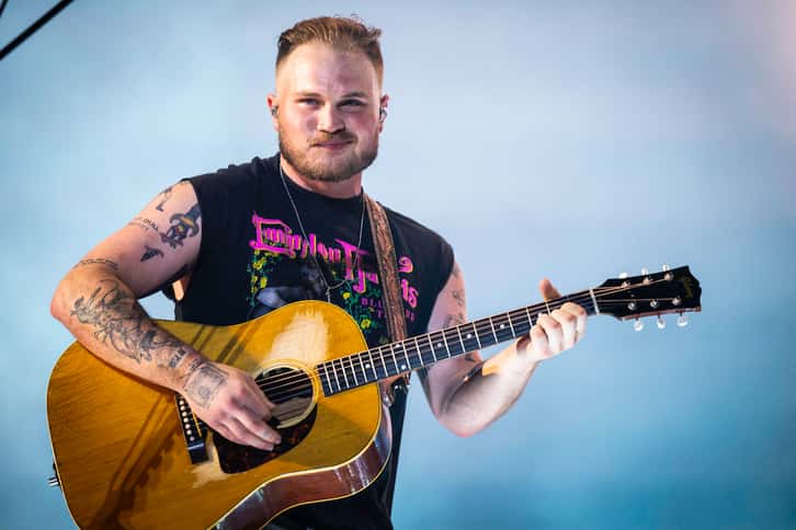Concierto de Zach Bryan - With Heaven On Tour