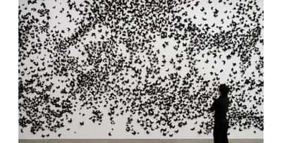 Nube negra de Carlos Amorales