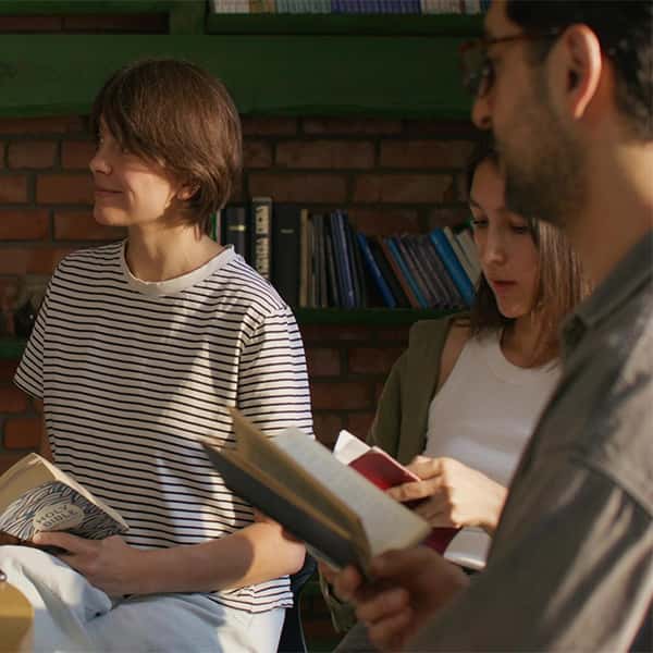 Presentación de poemario Tal vez mañana